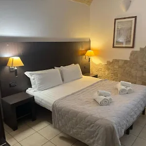 Saint Peter Loft Roma